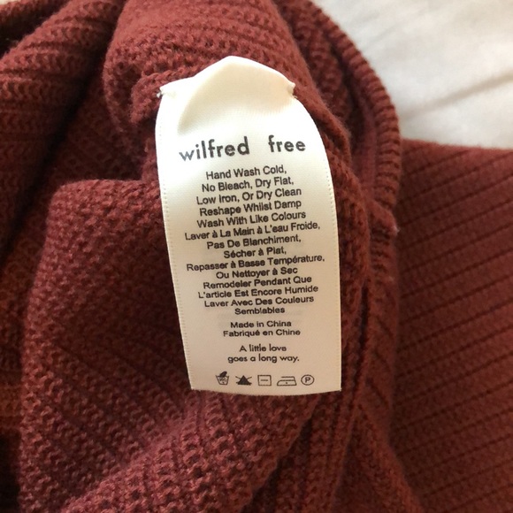 Aritzia Wilfred Free Cropped Merino Wool Sweater size small - Picture 6 of 10